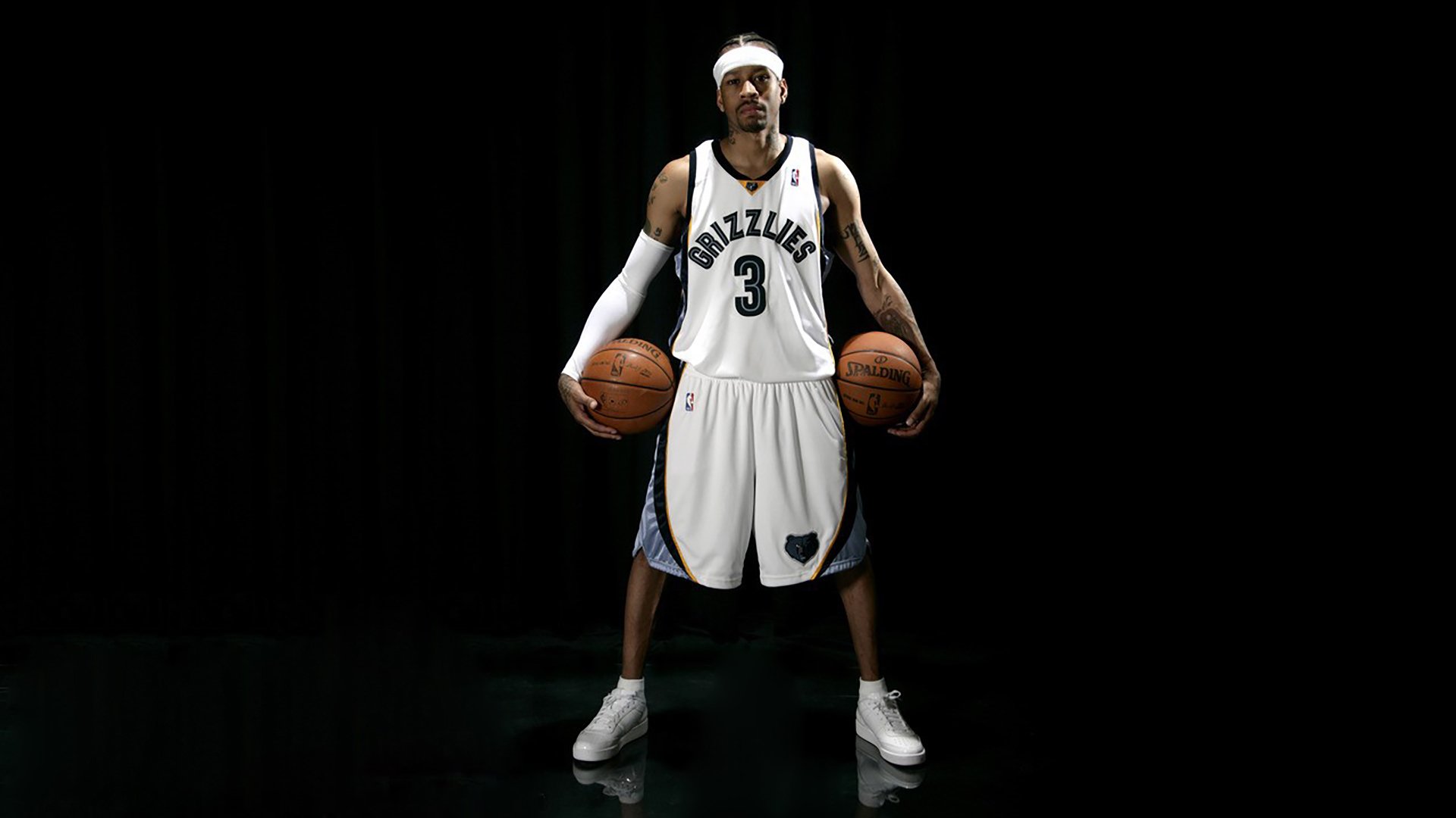 冠军球队巡游庆祝,球迷街头欢腾画面感人,球队夺冠怎么发朋友圈