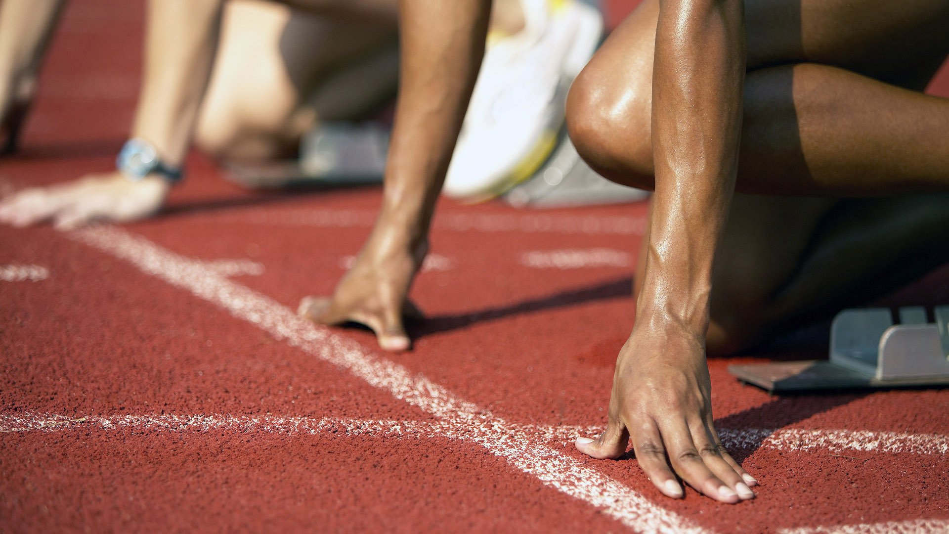 体育新闻中心开展体育类高校传媒资源共享平台建设，媒体体育产业链集赛事资源,媒体资源